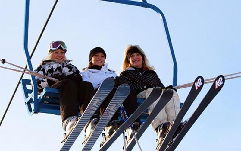 Downhill_Skiing_and_Snowboarding Downhill_Skiing_and_Snowboarding