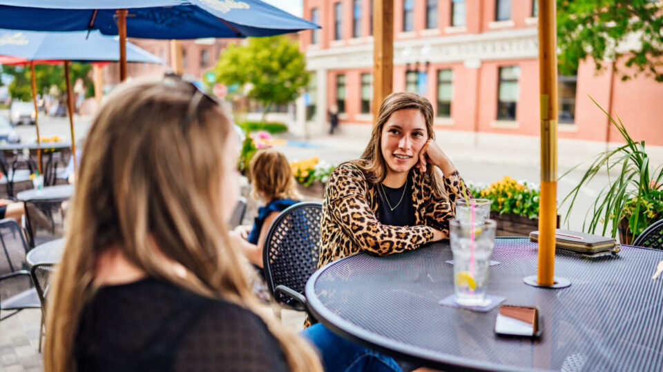 Outdoor Dining Bar 209