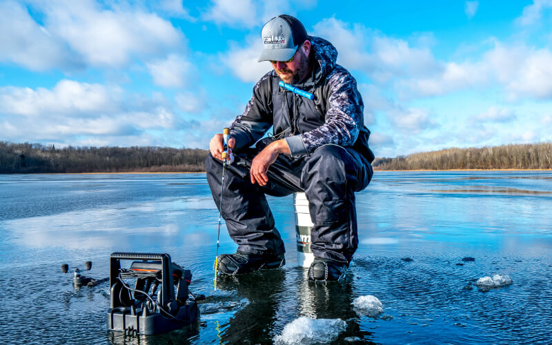 winter fishing 1